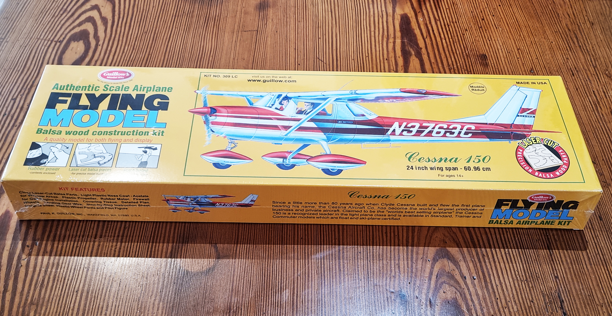 Guillow's Cessna 150 Authentic Scale Airplane Flying Model